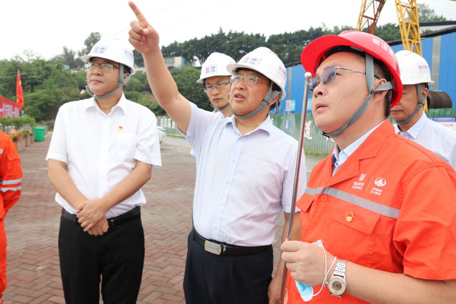 紀檢監察組組長、廳黨組成員楊暉一行赴沿江高速調研指導工作 (3).jpg