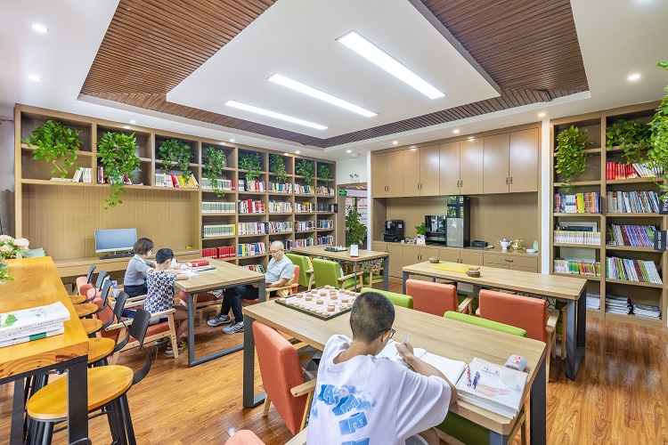 沿江高速攀寧公司職工書屋 (2).jpg